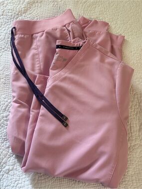 Fabletics Pink marshmallow Women's Jogger Set with purple Drawstrings